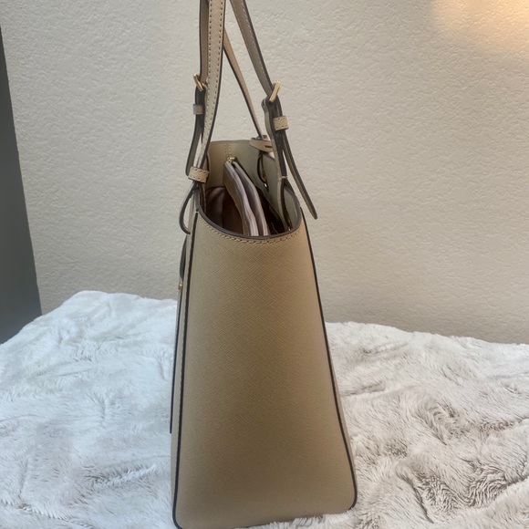 ✖️SOLD Michael Kors tote NWT - Picture 6 of 7